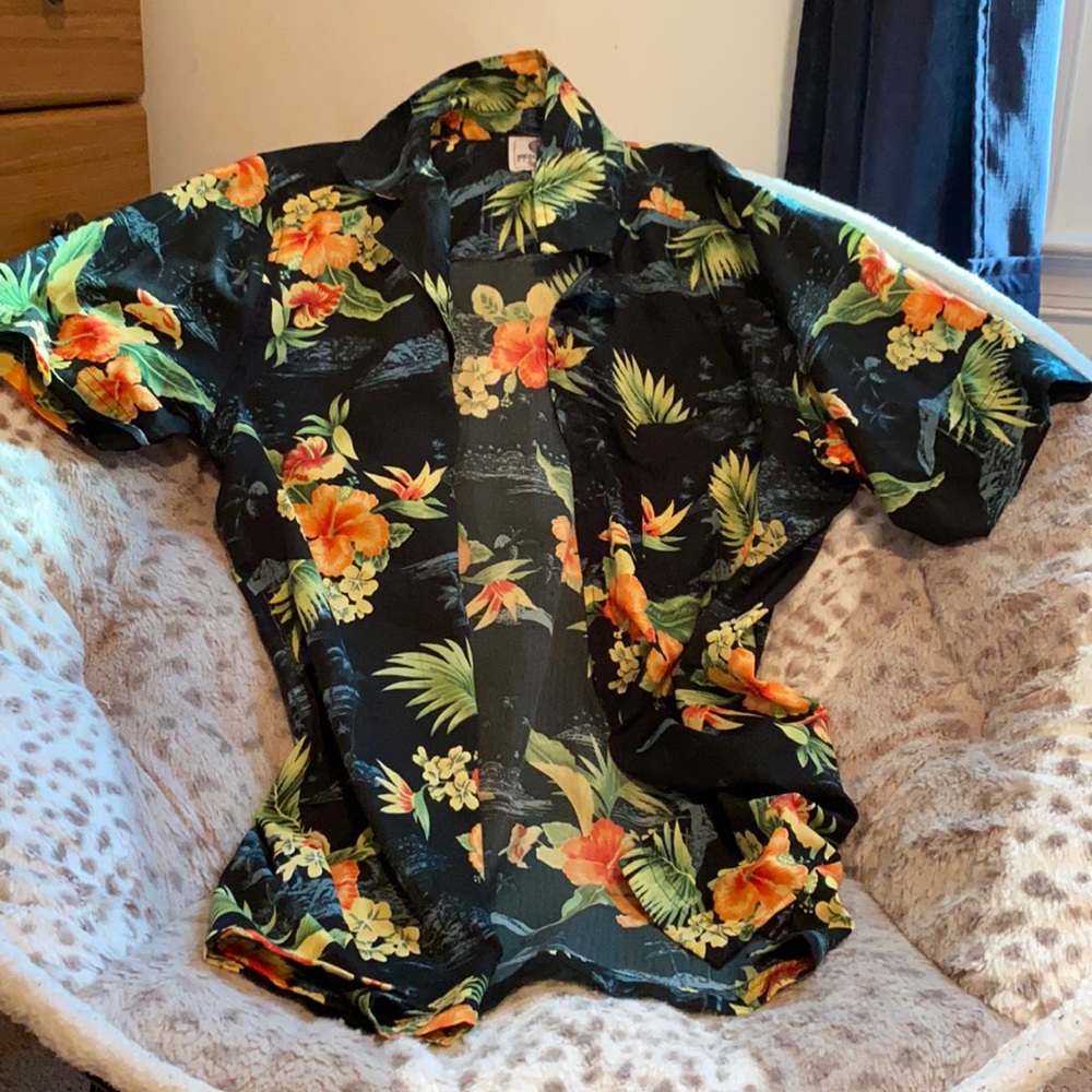Button-up Floral (Small) Shirt- One Resolution